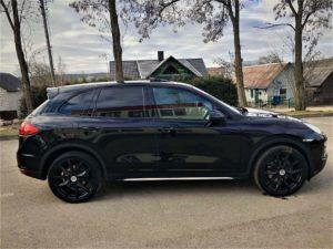 Mimosa-rent-a-car-porsche-cayenne-1